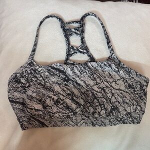 All in Motion Women’s Size Medium Black and White Strappy Sports Bra Fitness